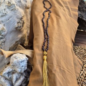 Alternative view of COLLIER MALA TIBÉTAINS GRENAT6MM