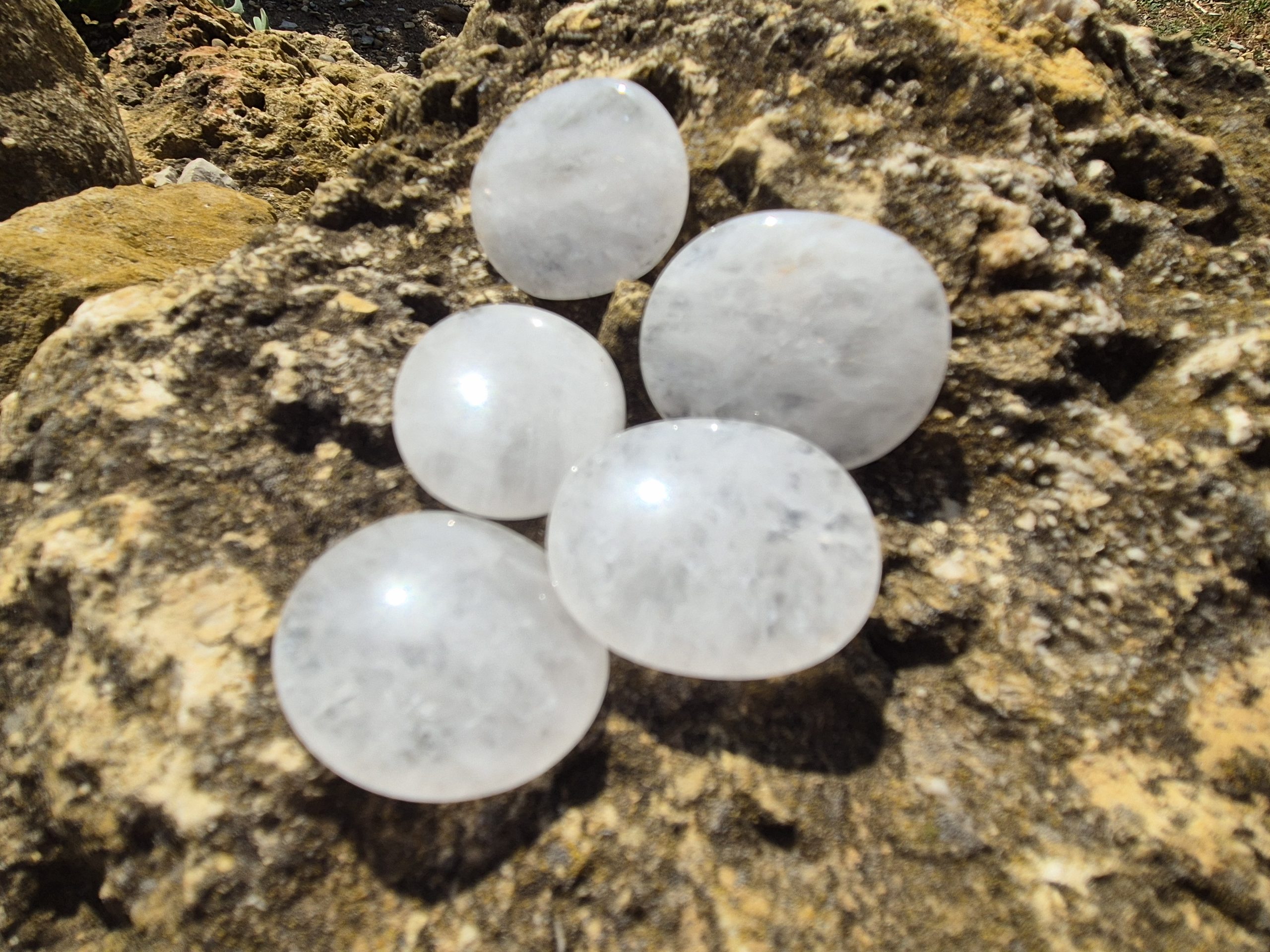 Cristal de Roche pierre – Galet Classique 25 à 30g