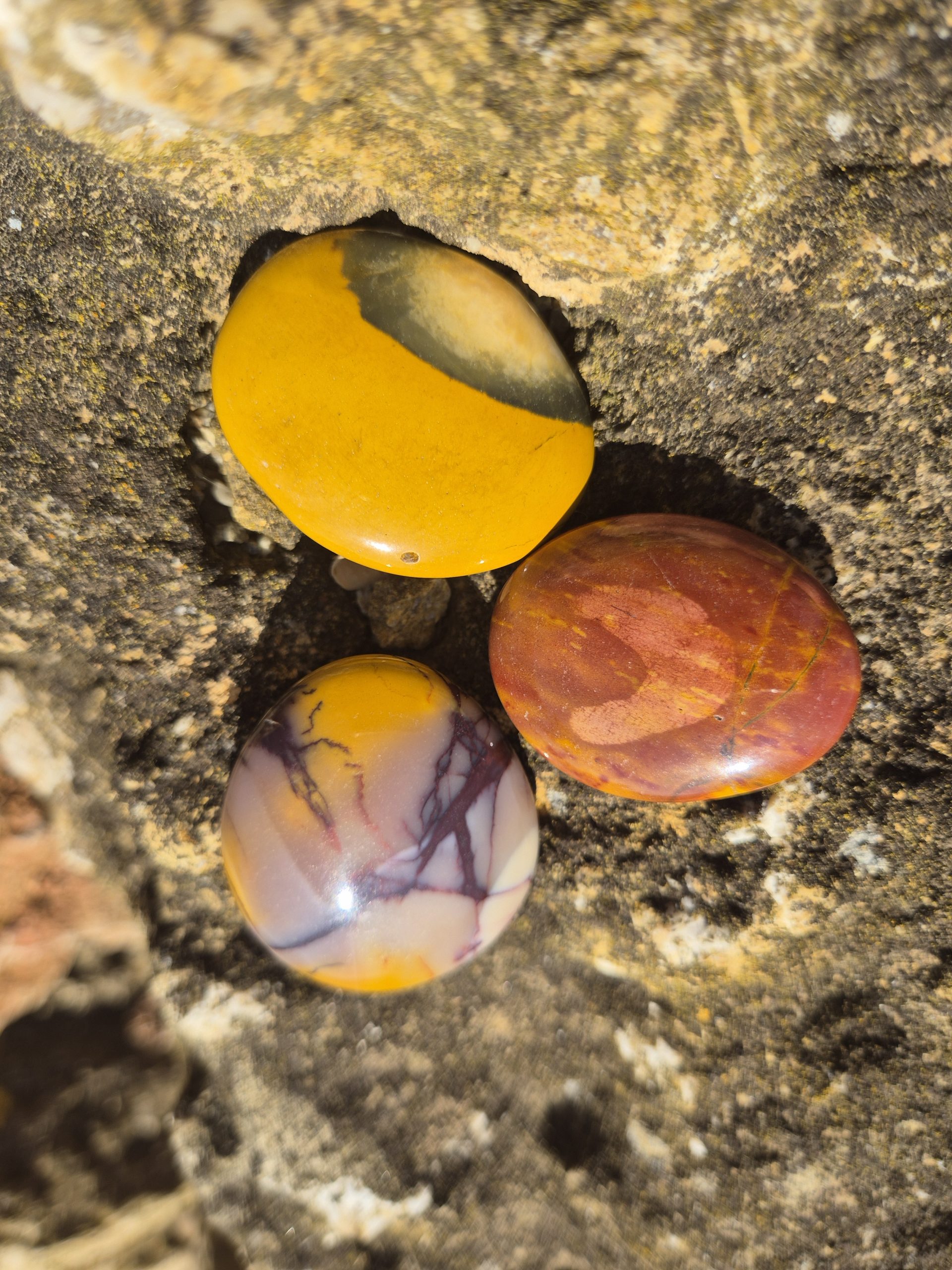 Mokaite pierre - Galet Classique 25 à 30g