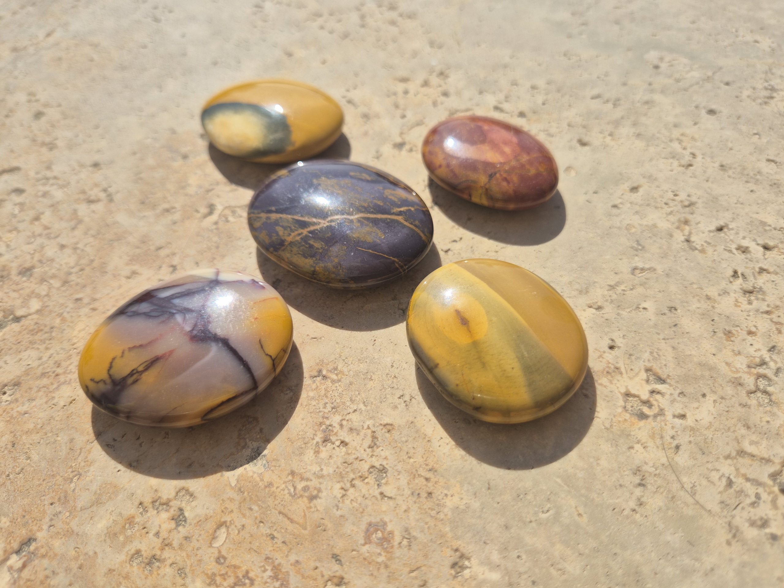 Mokaite pierre - Galet Classique 25 à 30g – Image 2