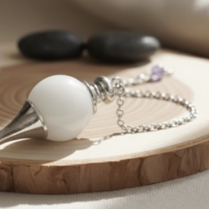 Pendule sphère Pierre de Lune Blanche 4cm