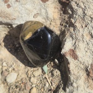 Alternative view of Pierre Roulée Onyx